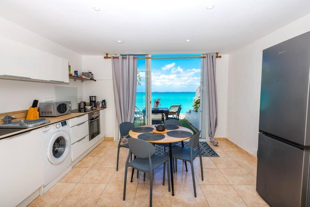 Watalibi - Beachfront Apartment Grand-Case Екстериор снимка