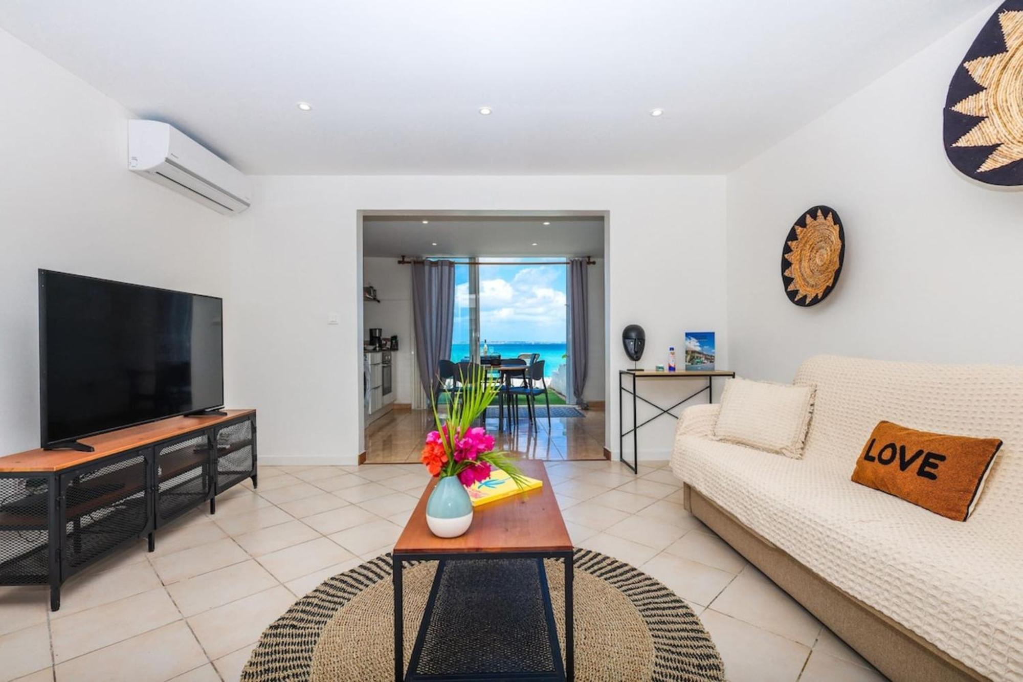 Watalibi - Beachfront Apartment Grand-Case Екстериор снимка